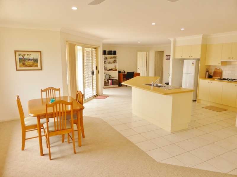 3 Arenga Court, Forster NSW 2428