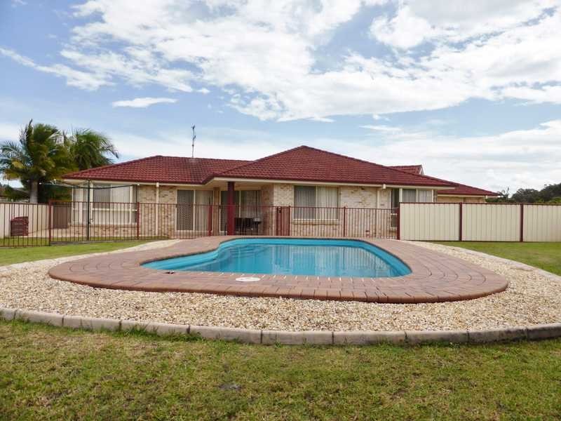 3 Arenga Court, Forster NSW 2428
