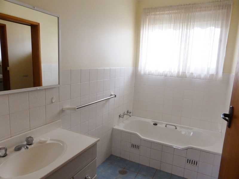 10 Mark Street, Forster NSW 2428