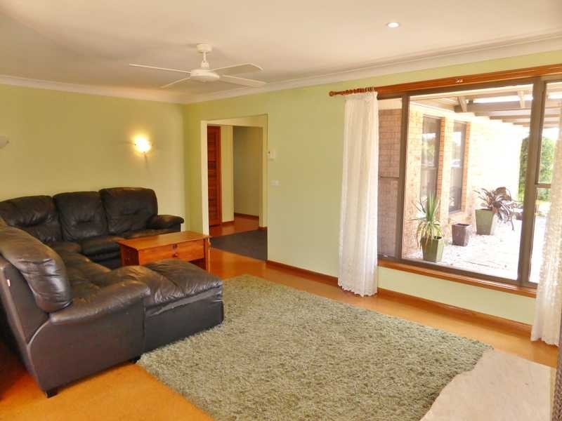 3 Mount View Parade, Tuncurry NSW 2428