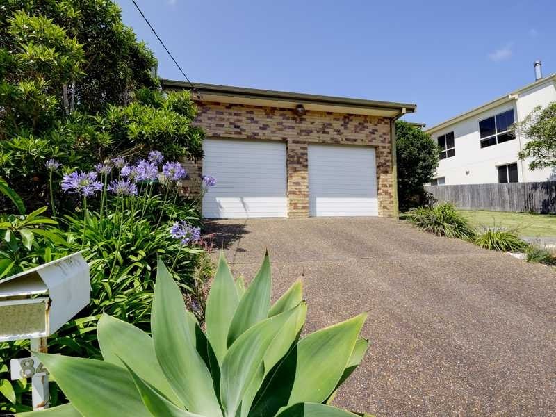 84 Lakeview Crescent, Forster NSW 2428