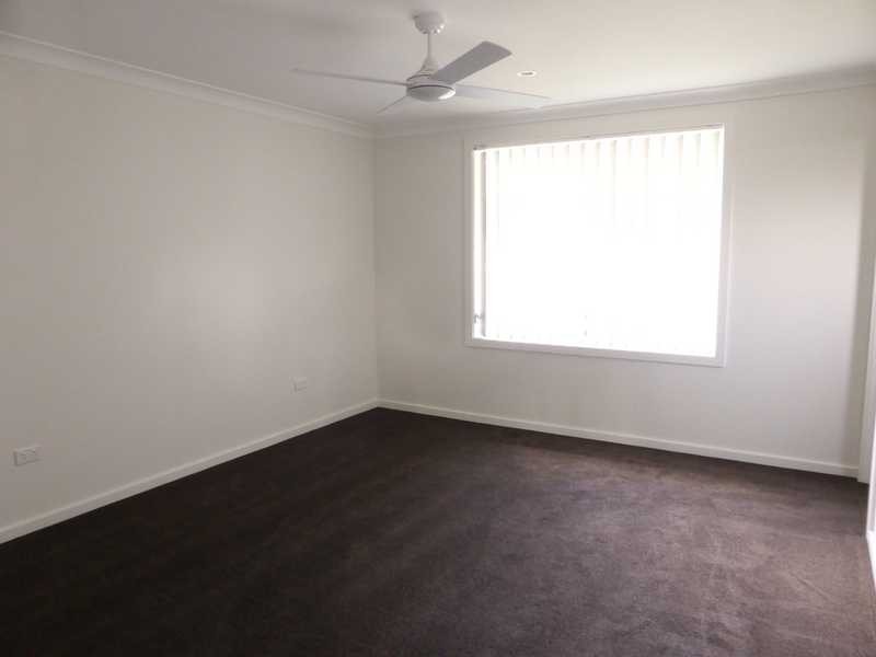 2/58 The Lakes Way, Forster NSW 2428