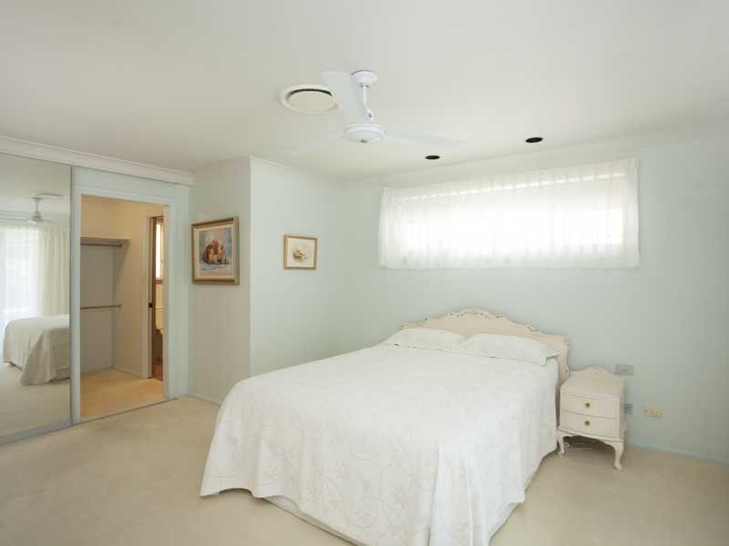 2 Bahama Place, Tuncurry NSW 2428