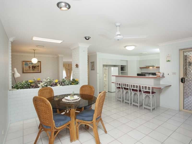 2 Bahama Place, Tuncurry NSW 2428