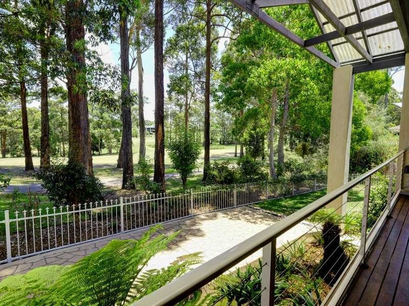 16 Hilltop Parkway, Tallwoods Village NSW 2430