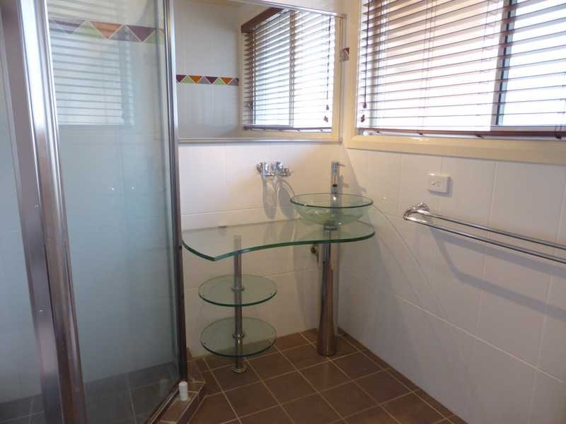 8 Laguna Court, Hallidays Point NSW 2430