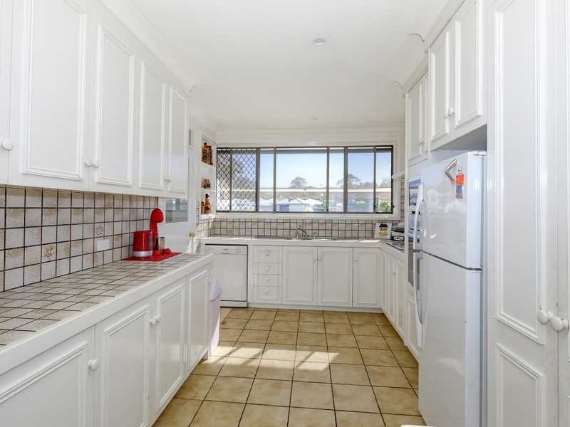 8 Roebuck Key, Forster NSW 2428