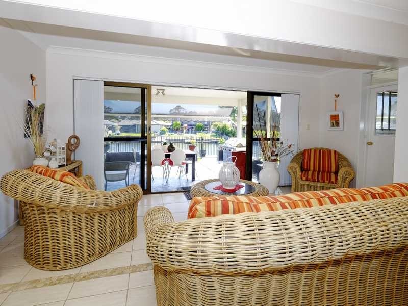 8 Roebuck Key, Forster NSW 2428
