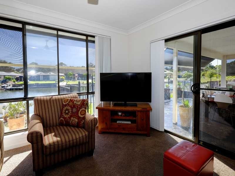 8 Roebuck Key, Forster NSW 2428