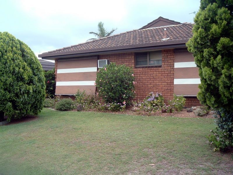 2/4 Cross Street, Forster NSW 2428