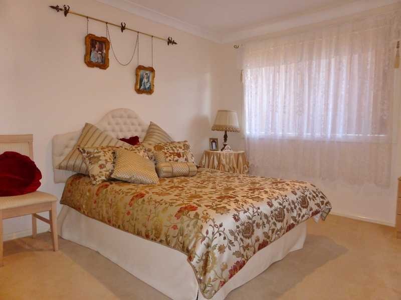 2/7 Akala Avenue, Forster NSW 2428