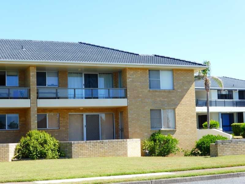 4/94 Head Street ‘Seaspray’, Forster NSW 2428