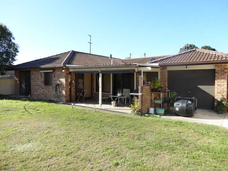 236 The Lakes Way, Tuncurry NSW 2428