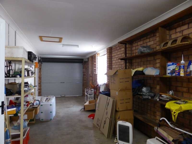 236 The Lakes Way, Tuncurry NSW 2428