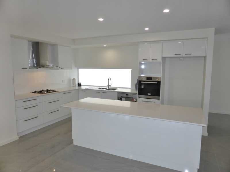 2/9 The Lakes Way, Forster NSW 2428