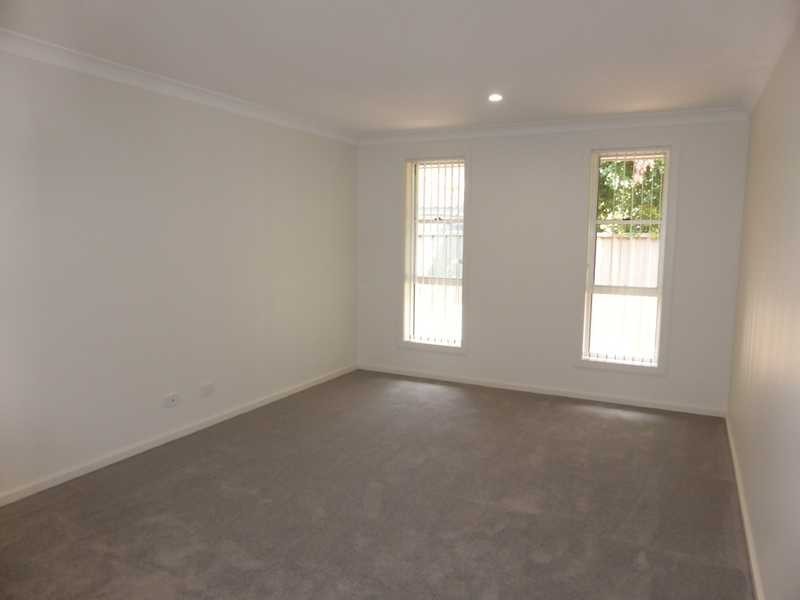 2/9 The Lakes Way, Forster NSW 2428