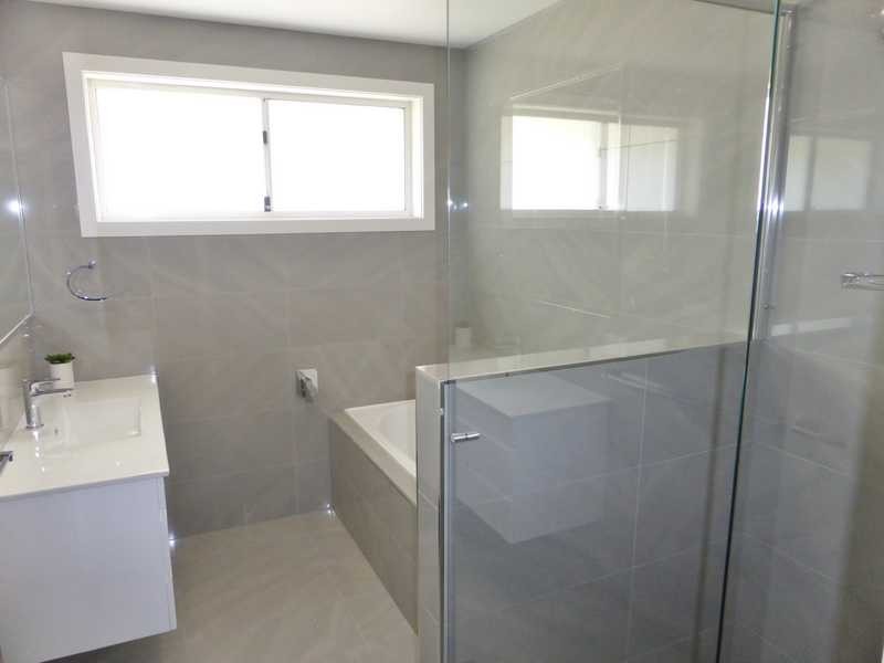 2/9 The Lakes Way, Forster NSW 2428