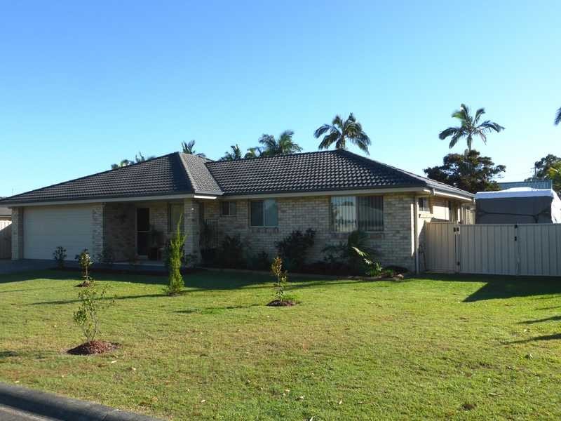 1 Fig Tree Court, Forster NSW 2428