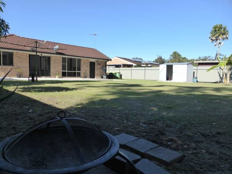 18 Eden Place, Tuncurry NSW 2428