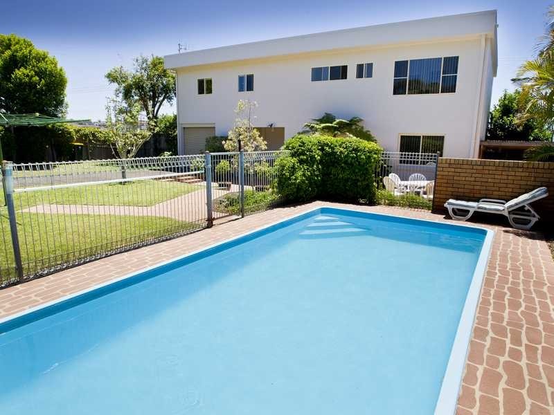 2 Stephen Street, Forster NSW 2428