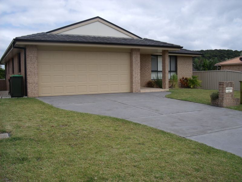 59 Akala Avenue, Forster NSW 2428