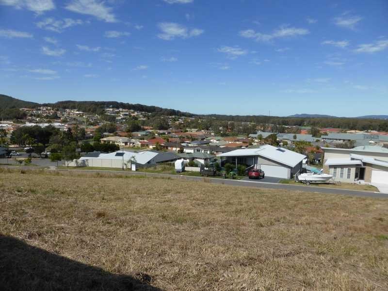 6 Narran Close, Forster NSW 2428