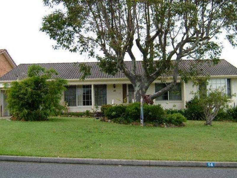14 Churchill Road, Forster NSW 2428