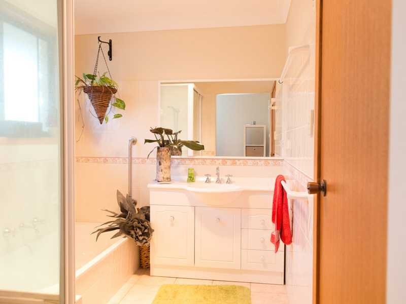 9 Hibiscus Place, Tuncurry NSW 2428