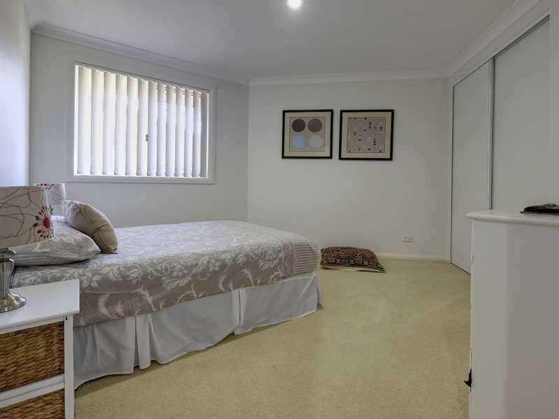 1/8 Wirrana Circuit, Forster NSW 2428