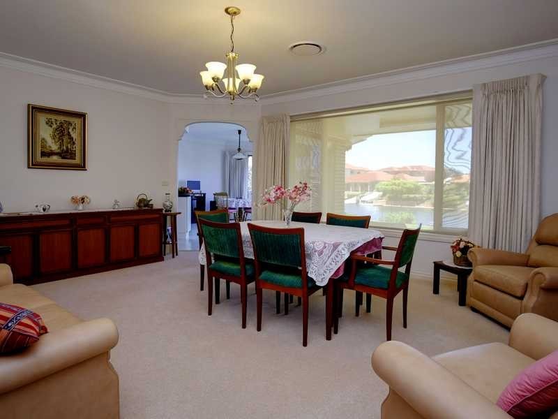 16 Supply Ave, Forster NSW 2428