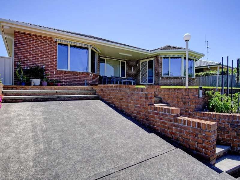 16 Supply Ave, Forster NSW 2428