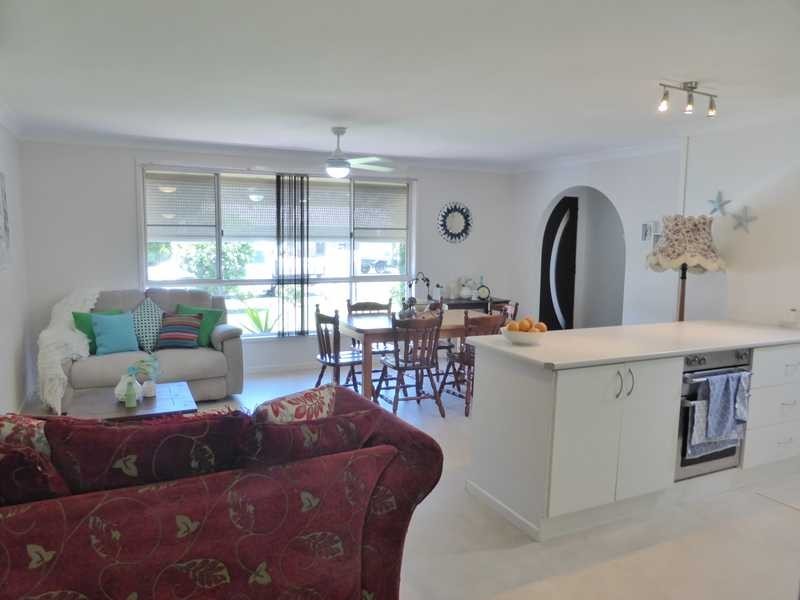 13 Goldens Road, Forster NSW 2428
