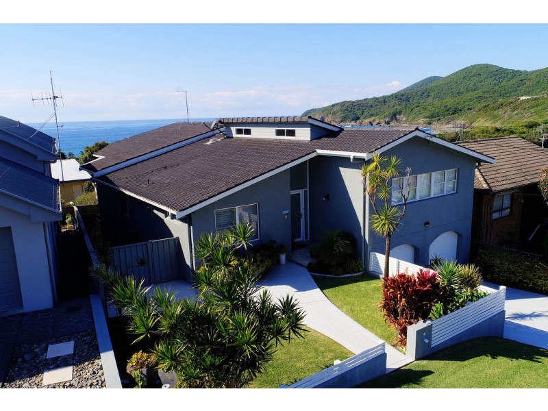 16 Lakeview Crescent, Forster NSW 2428