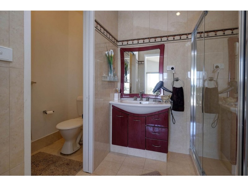 16 Lakeview Crescent, Forster NSW 2428