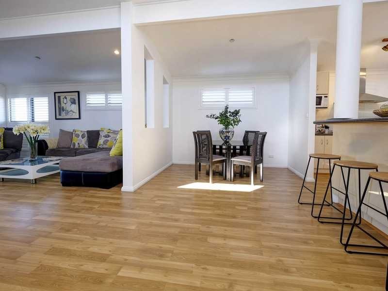 16 Lakeview Crescent, Forster NSW 2428