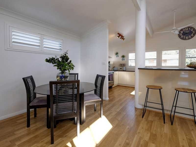 16 Lakeview Crescent, Forster NSW 2428