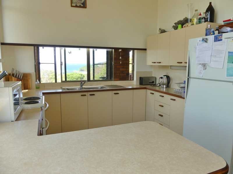 40 Becker Road, Forster NSW 2428