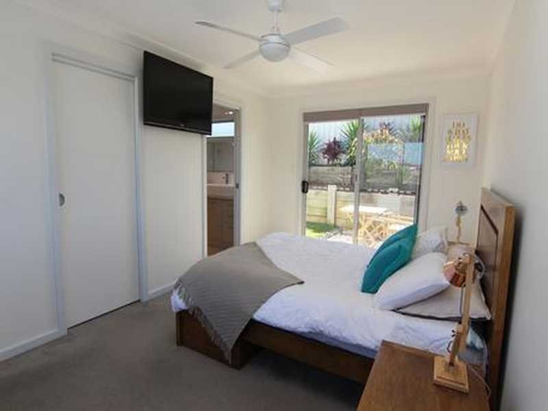 13 Manara Crescent, Forster NSW 2428