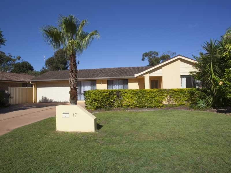 17 Hind Avenue, Forster NSW 2428