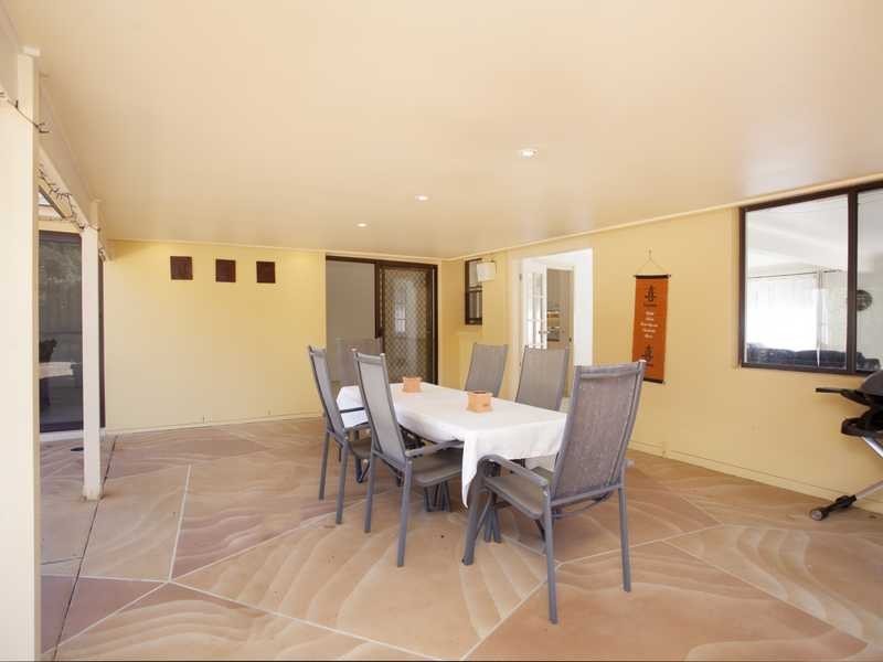 17 Hind Avenue, Forster NSW 2428