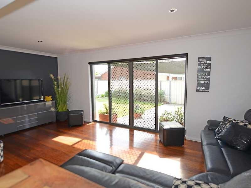 1 Harbour View Place, Tuncurry NSW 2428