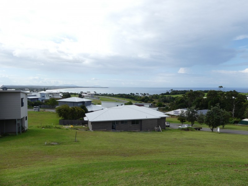 33 Cottesloe Circuit, Red Head NSW 2430