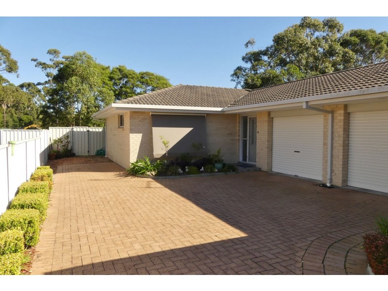 2/12 Oasis Parade, Tuncurry NSW 2428