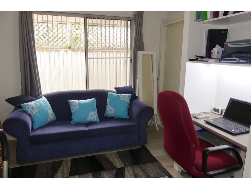 2/12 Oasis Parade, Tuncurry NSW 2428