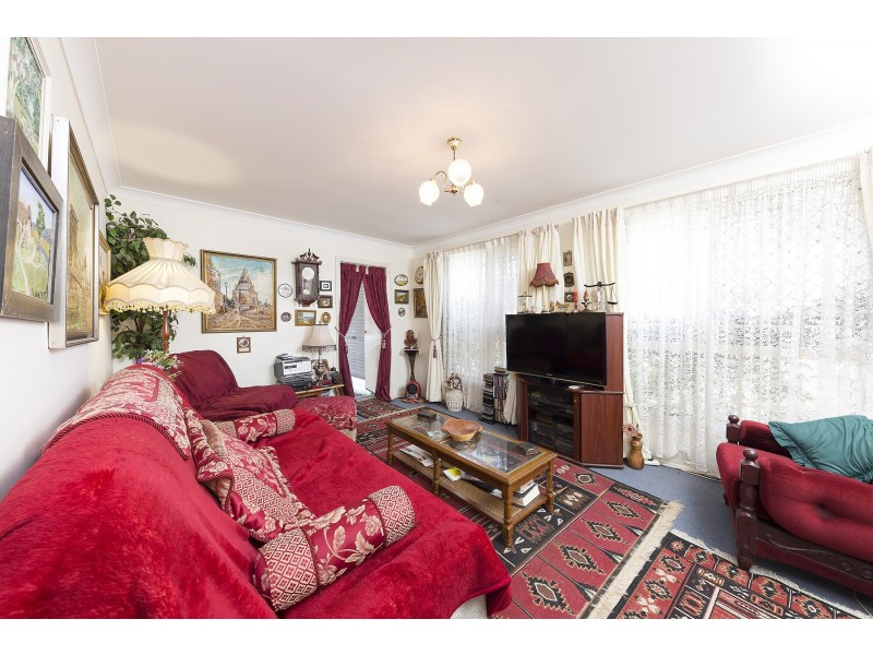 1 Erica Place, Tuncurry NSW 2428