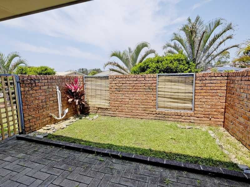 1/97 Myall Drive, Forster NSW 2428