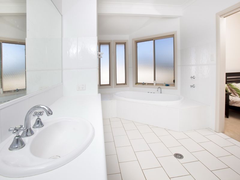 3/3-5 Coastal View Drive, Tallwoods Village NSW 2430