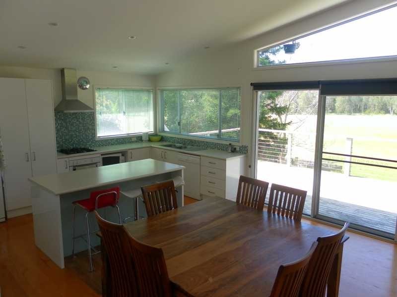 110 Seabreeze Pde, Green Point NSW 2428