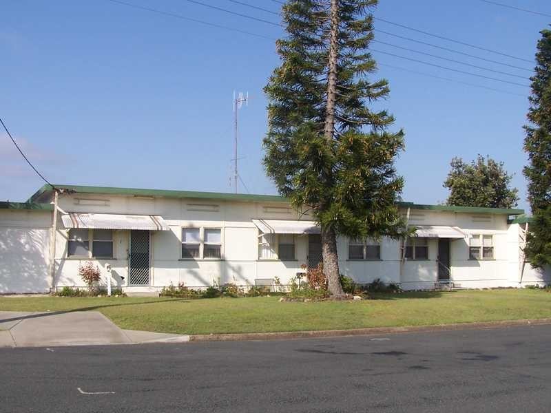 2/30 Helen Street, Forster NSW 2428