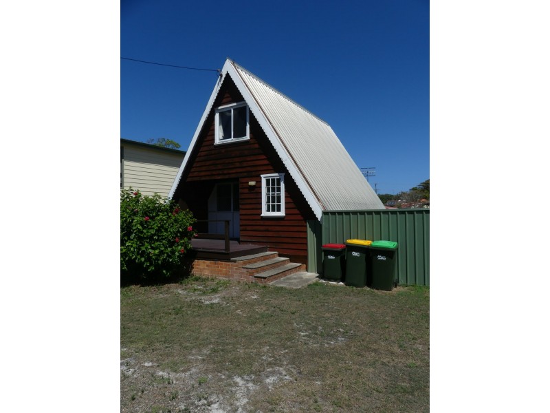 64 Head Street, Forster NSW 2428